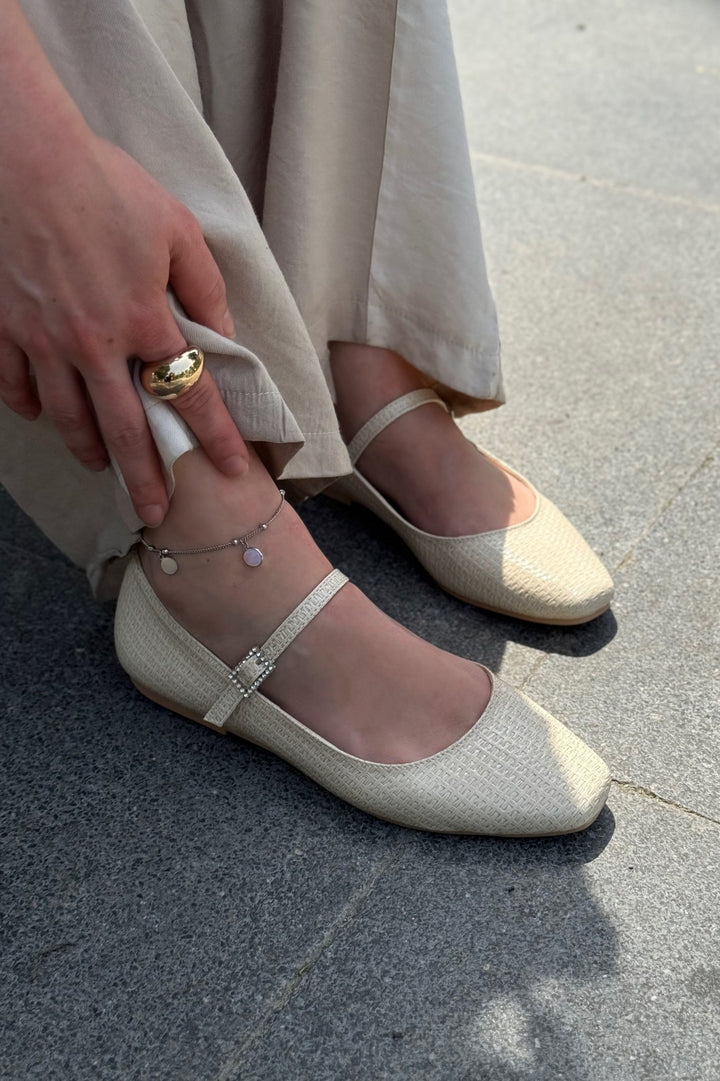Edwons Parlak Deri Kadın Babet Bej - ILOVESHOES Türkiye