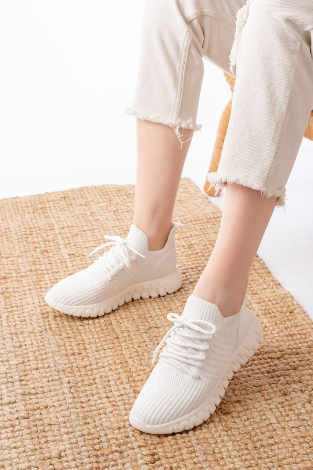 Orlian Beyaz Bağcıklı Faylon Taban Kadın Spor Ayakkabı