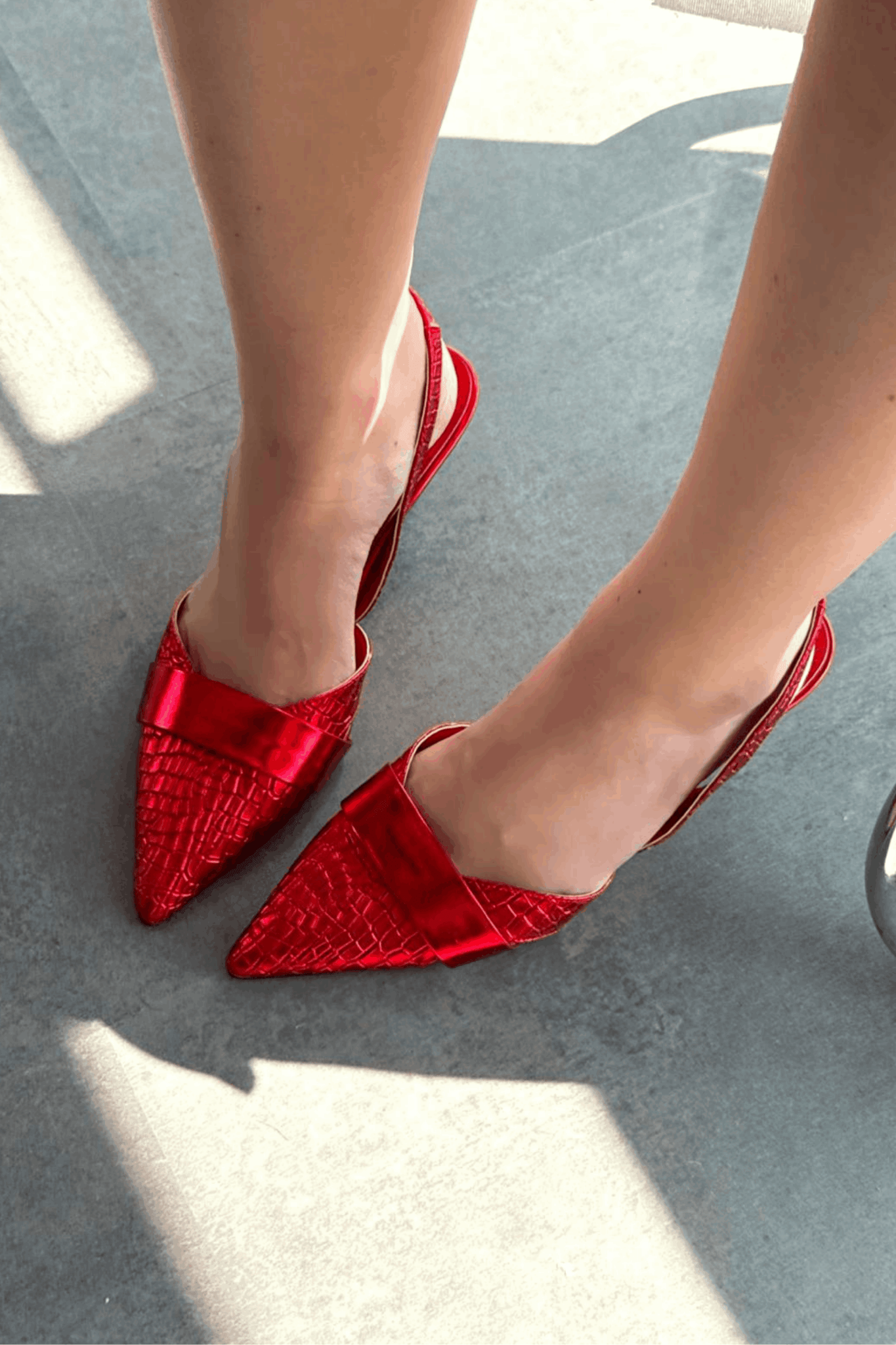 Midans Parlak Deri Kısa Topuklu Stiletto Kırmızı - ILOVESHOES