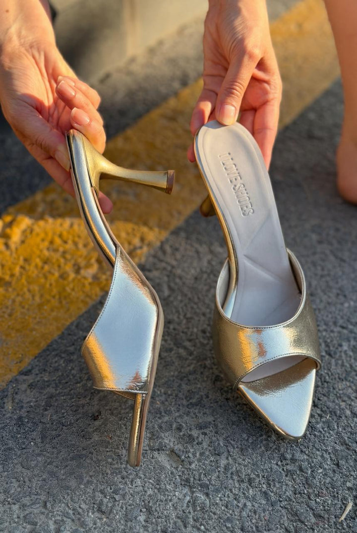Yonspe Gold Kırışık Deri Kadın Topuklu Terlik - ILOVESHOES