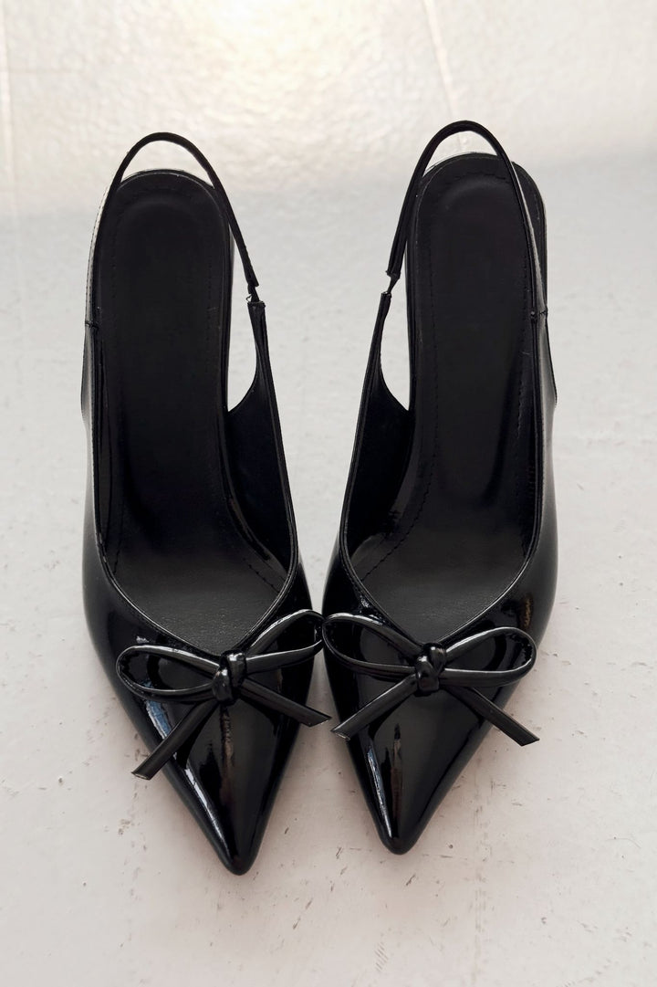 Avalis Rugan Siyah Fiyonk Detaylı Topuklu Kadın Ayakkabı - ILOVESHOES Türkiye