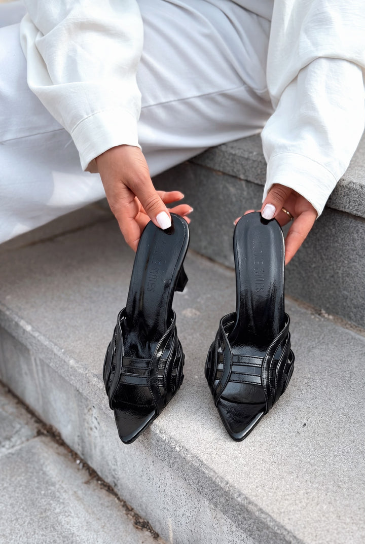 Lumon Siyah Parlak Deri Kadın Topuklu Terlik - ILOVESHOES