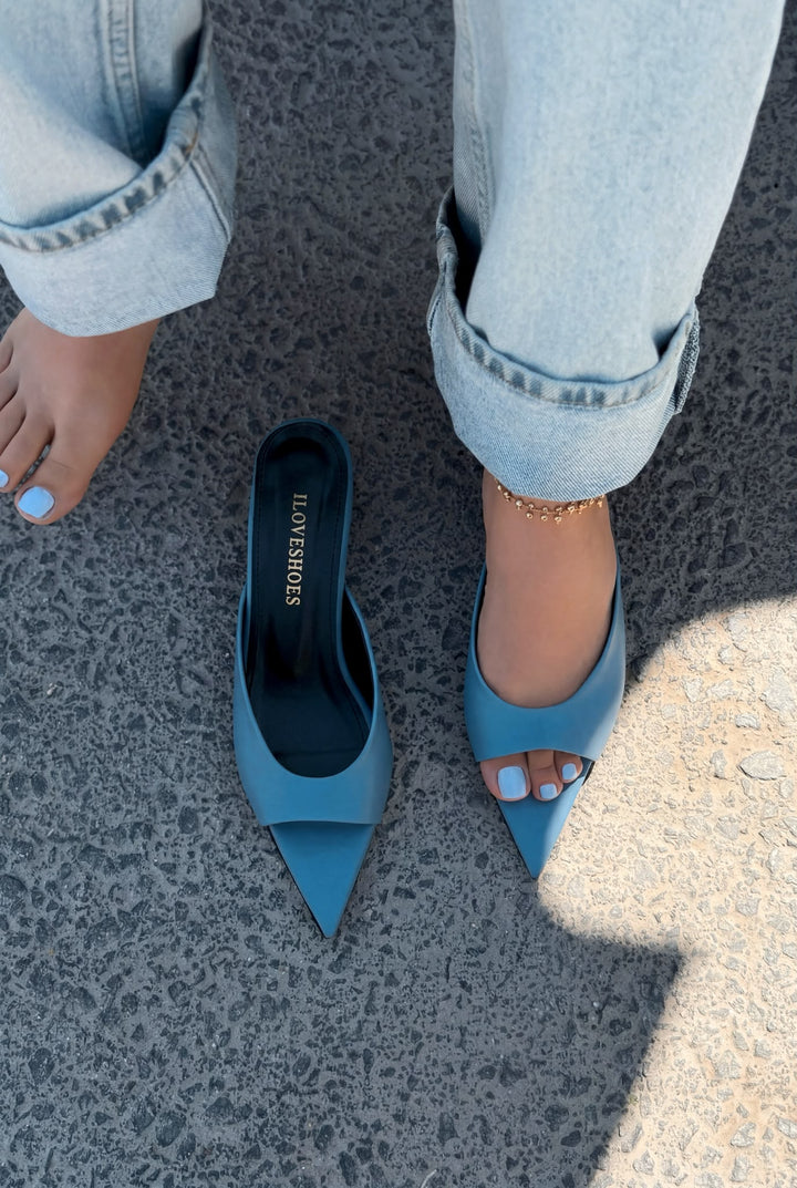Boreni Mavi Mat Deri Kadın Topuklu Terlik - ILOVESHOES