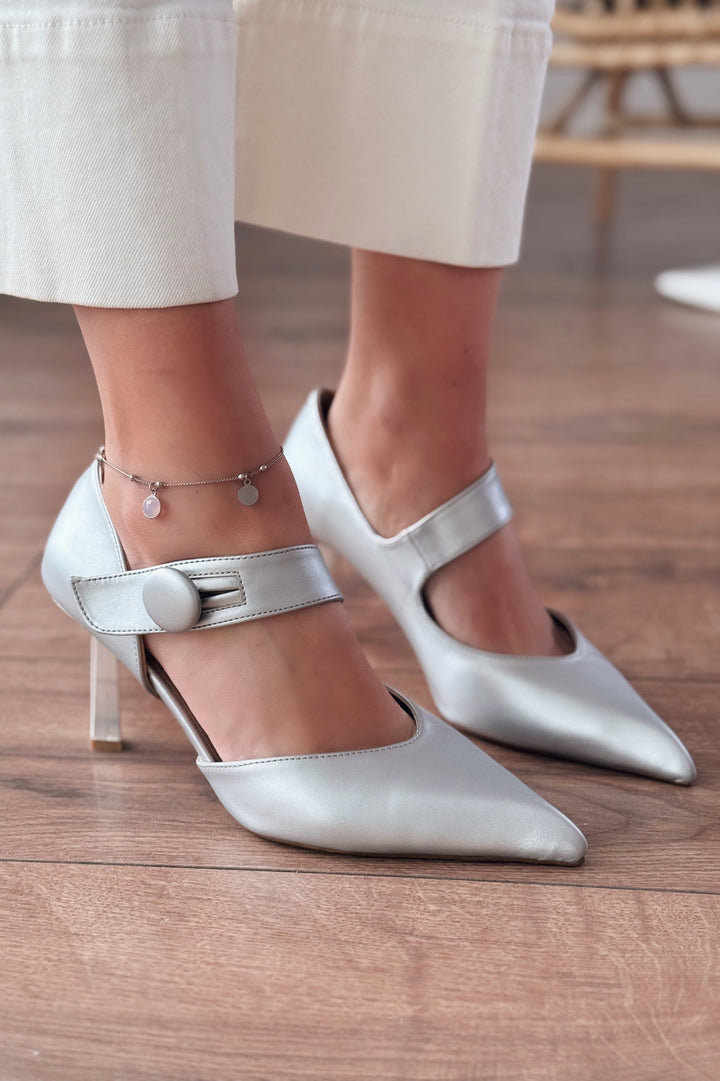 Wasord Mat Deri Düğme Detaylı Stiletto Gümüş