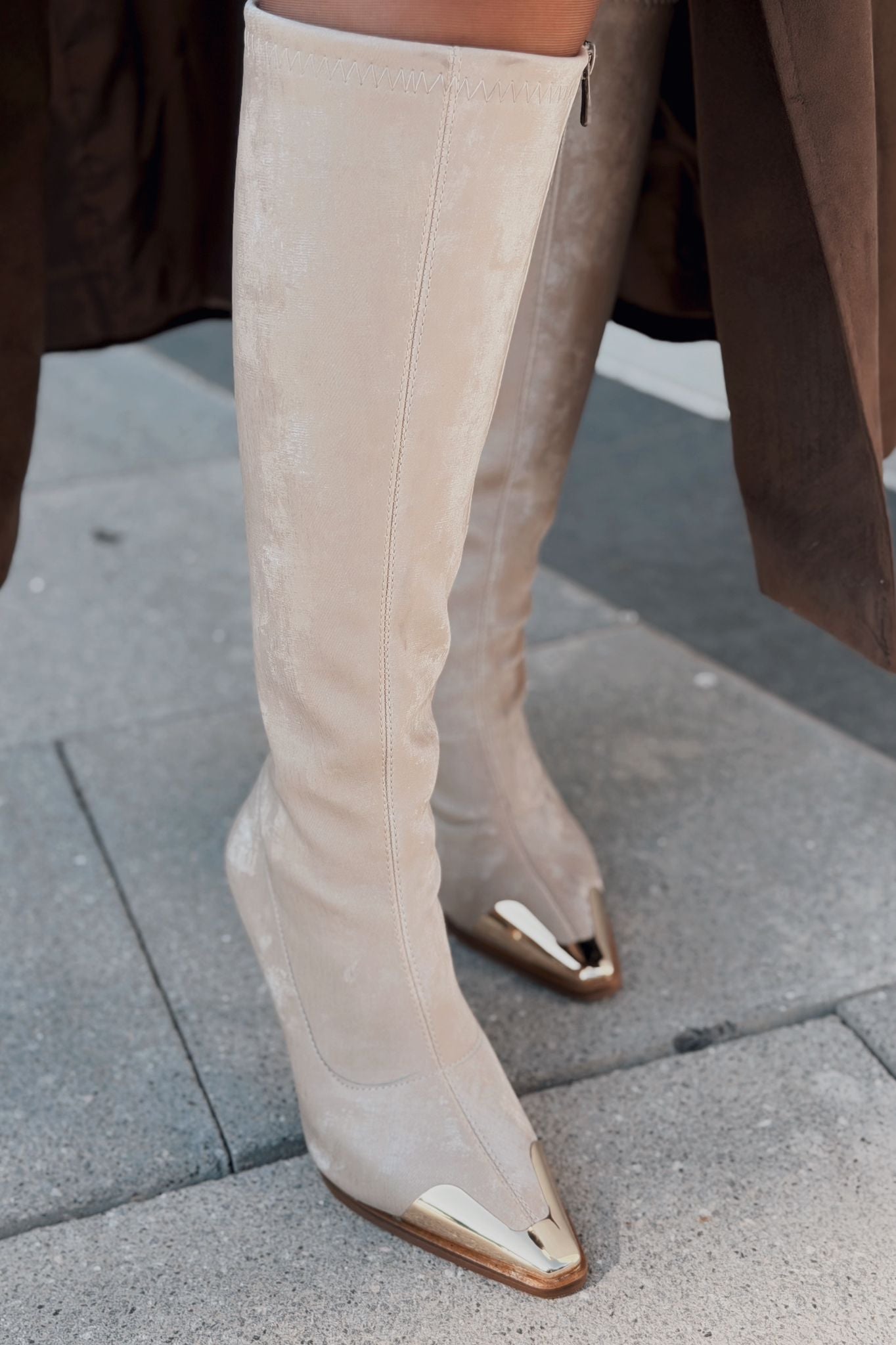 Pellia Kadın Topuklu Streç Çizme Bej Nubuk - ILOVESHOES