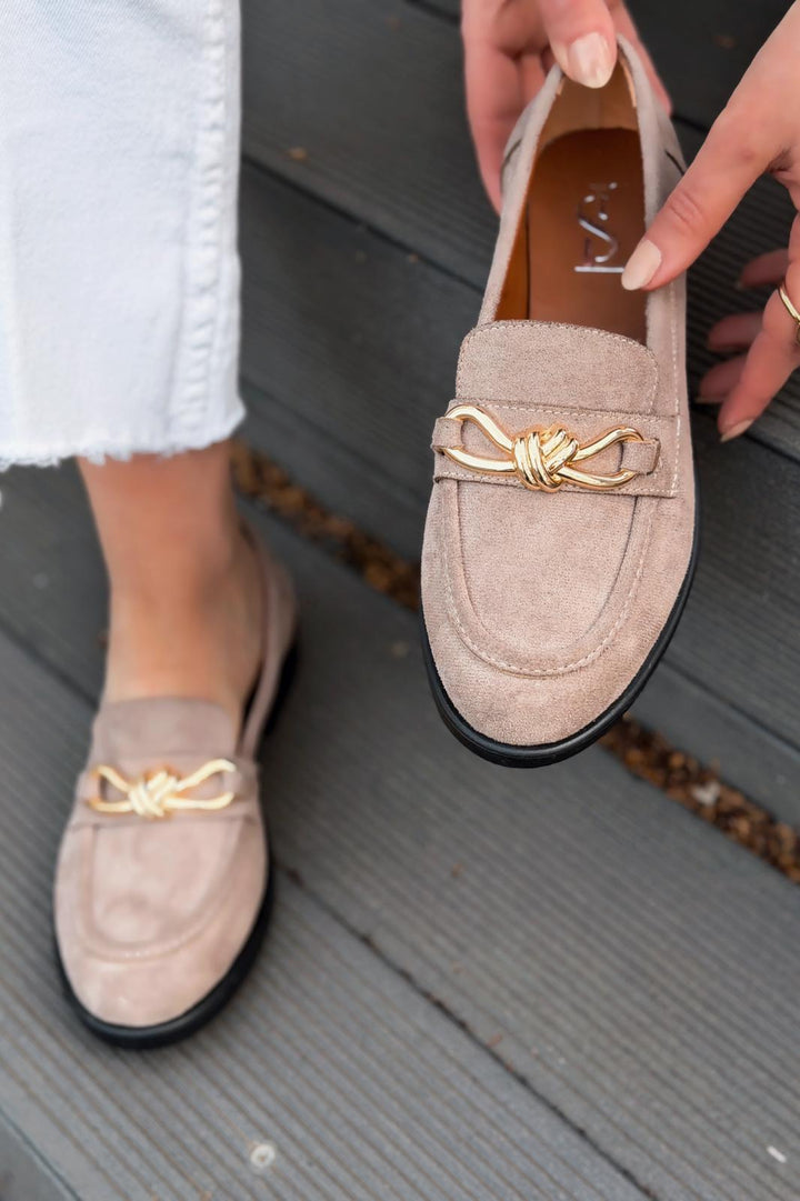 Norel Kadın Loafer Vizon Süet Fiyonk Detaylı - ILOVESHOES