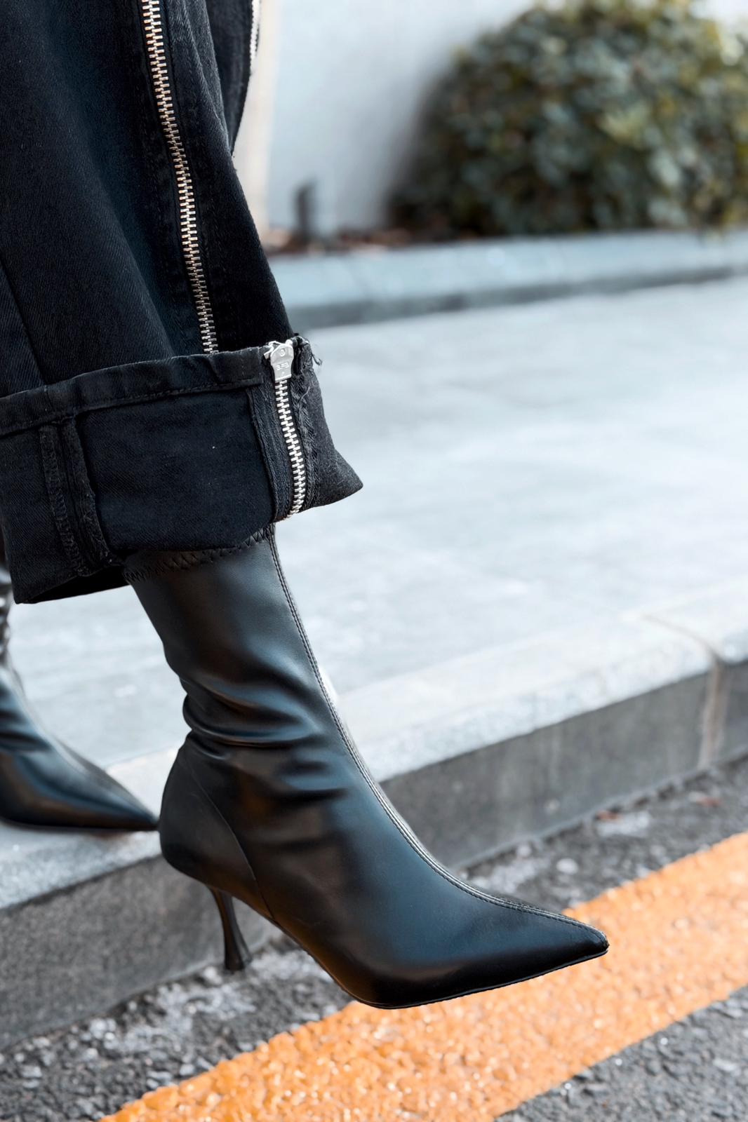 Osenia Kadın Topuklu Streç Bot Siyah Mat Deri - ILOVESHOES