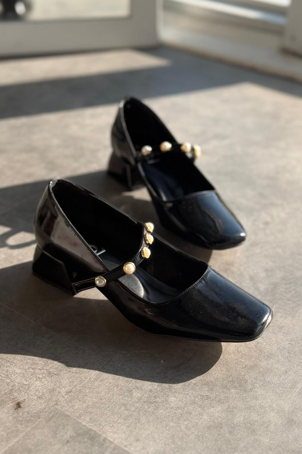 Myrel Rugan Siyah İnci Detaylı Mary Jane - ILOVESHOES